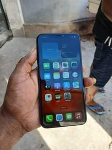 A picture of IPhone xs max
