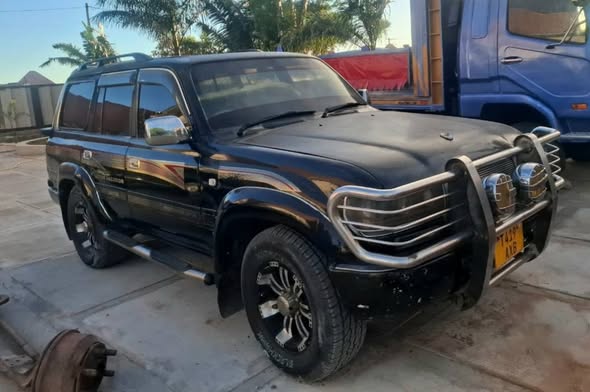 A picture of LAND CRUISER VX 0617050520