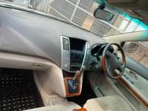 A picture of 2007 Toyota Harrier