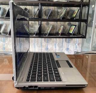 A picture of HP ELITEBOOK 2570p 6GB RAM 320GB STORAGE BACKLIGHT KEYBOARD BATTERY