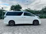 A picture of TOYOTA VELLFIRE Price 33 5M Contact 0718310856 Year2008 Cc 2400