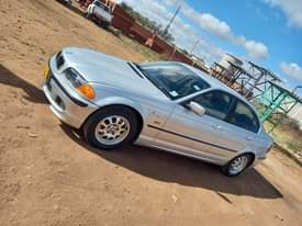 classifieds/cars bmw