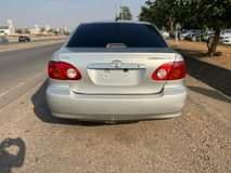 A picture of 2004 Toyota