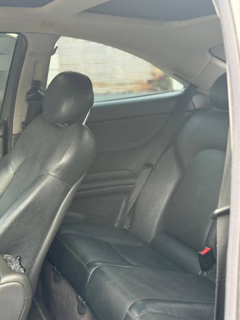 A picture of Car