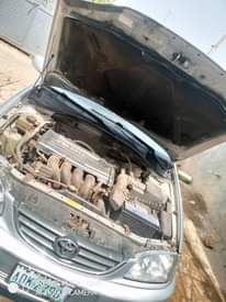 A picture of Toyota avensis for sale