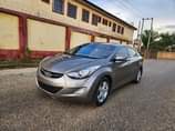 A picture of SUPER CLEAN NIGERIAN USED HYUNDAI ELANTRA 2012 MODEL PRICE 3
