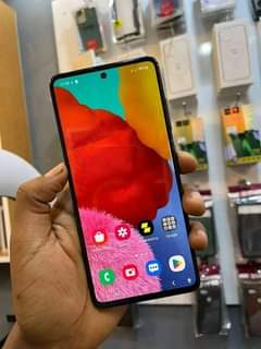 A picture of Samsung A71