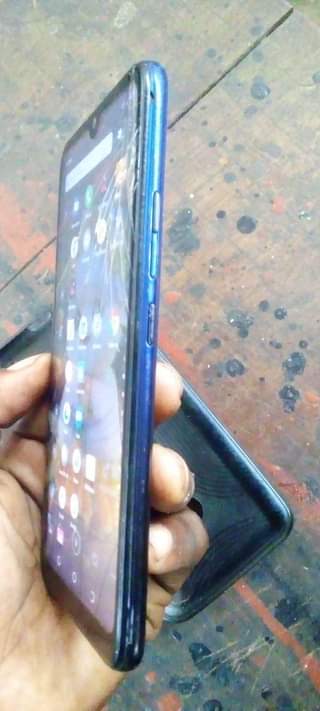 A picture of Nauza simu tecno spark 4 air gb 32 ram 2