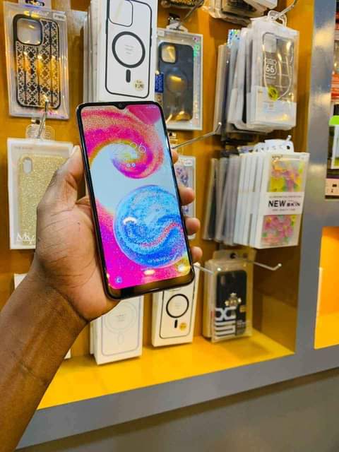 A picture of Samsung Ao4s gb 64 ram 4 clean sana 0763752853
