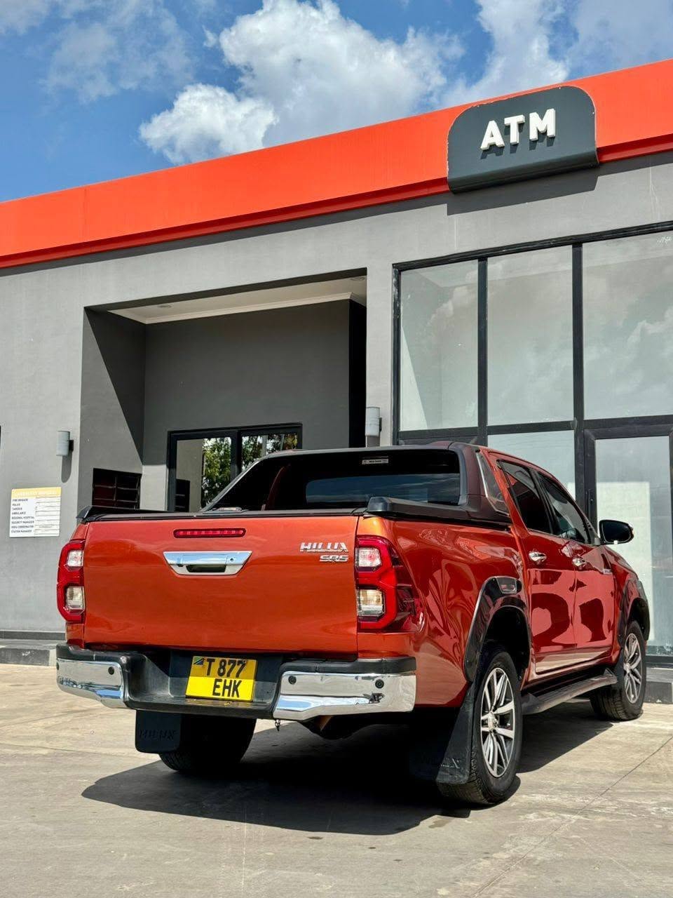 A picture of TOYOTA HILUX