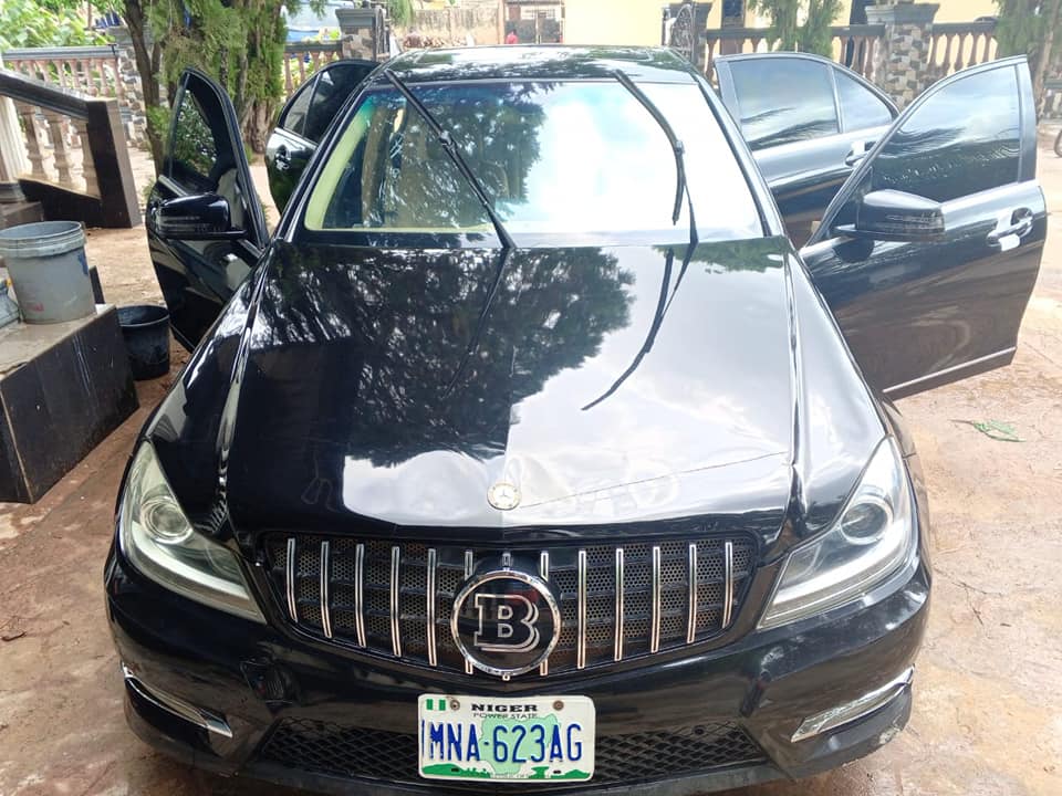 A picture of Mercedes Benz C300