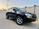 A picture of TOYOTA HARRIER OLD MODEL