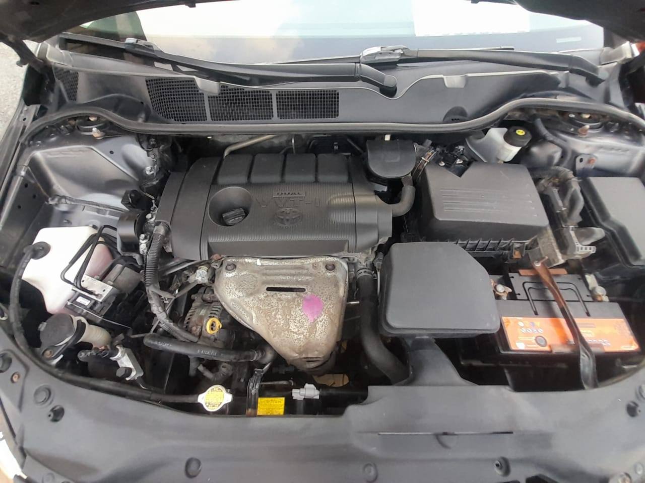 A picture of 2013 foreign Toyota Venza 4plug
