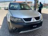 A picture of 2008 Outlander 2008