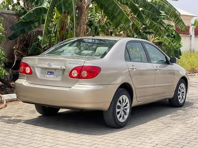 A picture of Toyota corolla Tokubo first Grade
