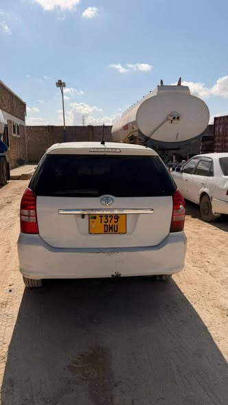 A picture of Toyota Wish 8 8m