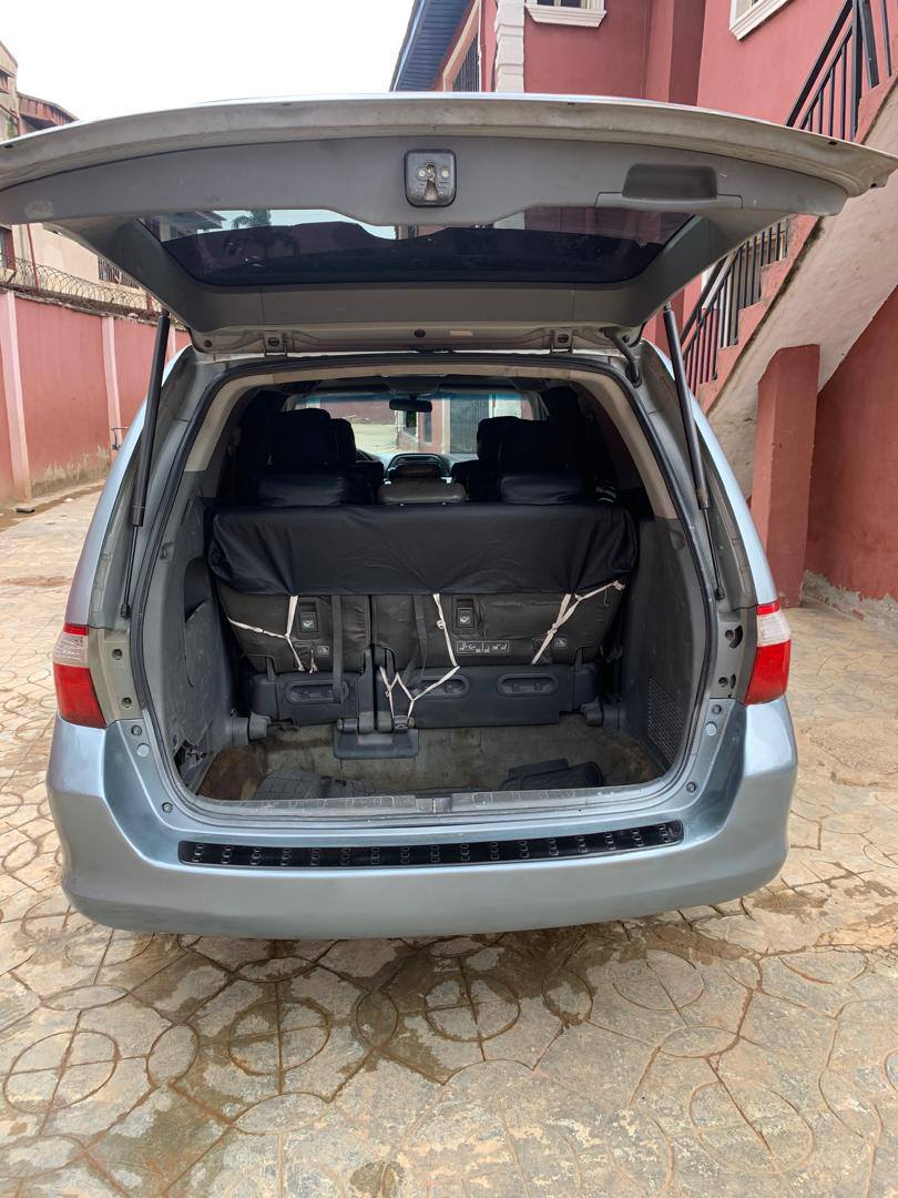 A picture of Dealer Market Toyota Siena for sale. Engine excellent Gear is