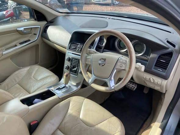 A picture of Volvo Call 0757294136