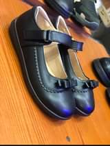 A picture of School shoes