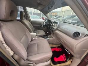 A picture of Toyota RAV4 2005 model Engine Gear and AC perfect 3