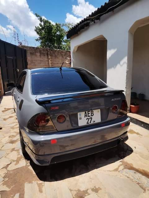 used toyota altezza