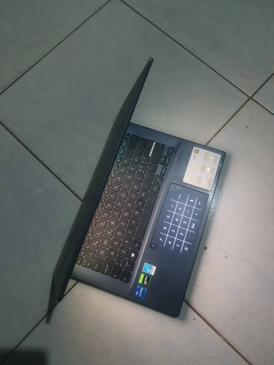 classifieds/laptops