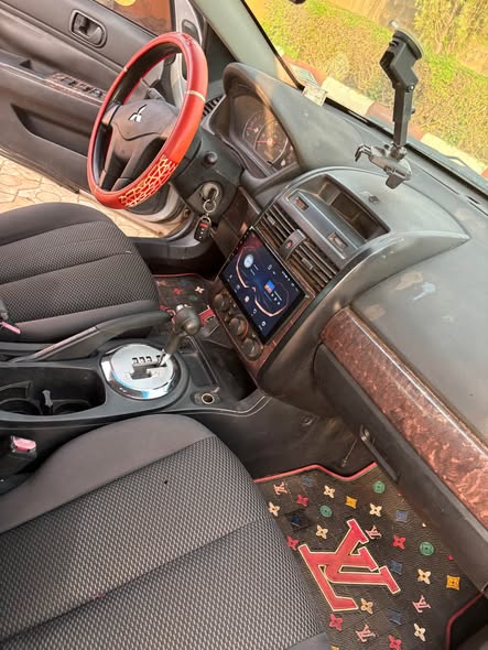 A picture of Mitsubishi outlander 2006