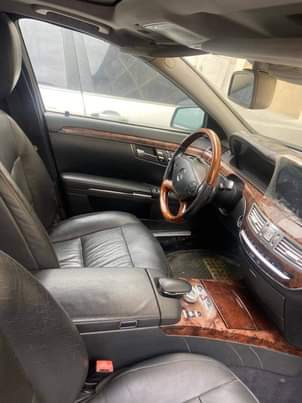A picture of Benz S550 2009