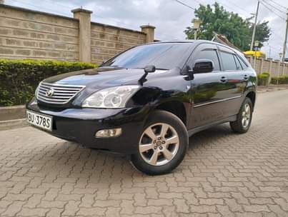 A picture of TOYOTA HARRIER