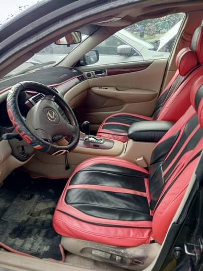 A picture of Lexus Rx 300 Engine is not very sound Gear is