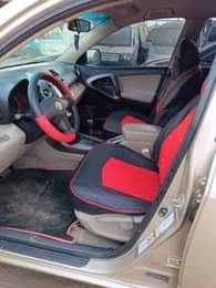 A picture of 2009 Toyota RAV4 4 plugs Available for sale 4 3
