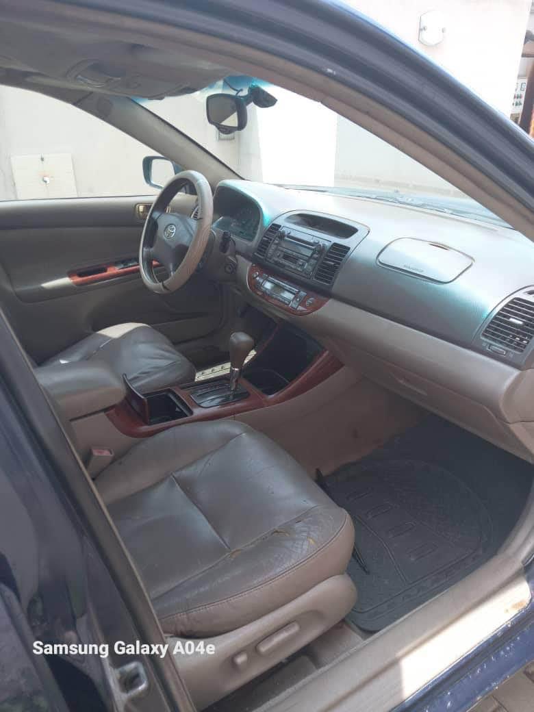 A picture of 2005 Camry minimum wage 3.2M