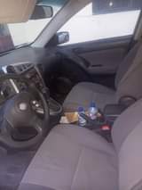 A picture of Nearly used 2004 Matrix
