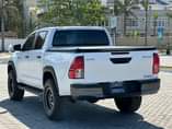 A picture of TOYOTA HILUX