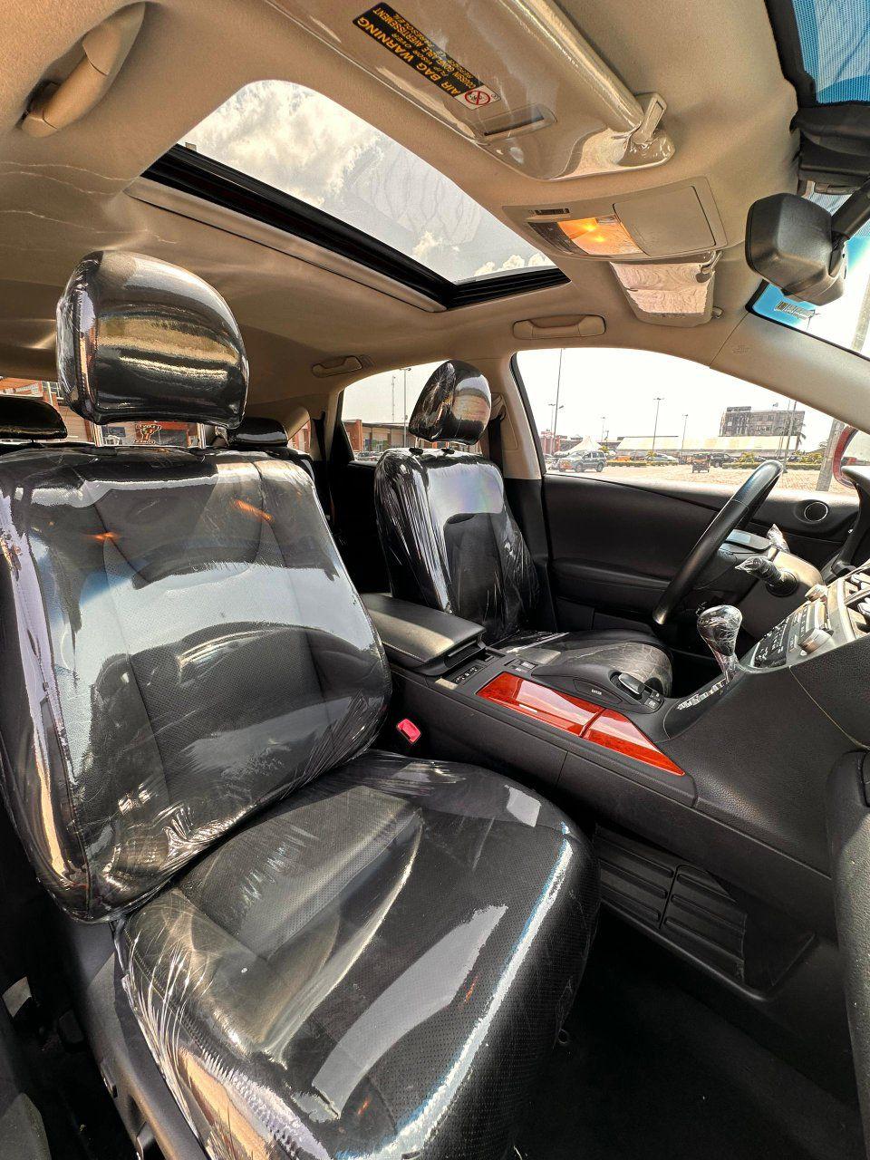 A picture of 2012 Lexus rx 350