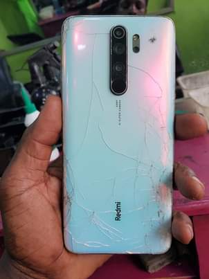 A picture of Nakupa REDMI NOTE 8 PRO 128GB RAM6 INA CRAKE KADHAA