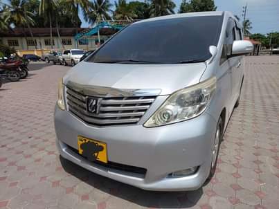 toyota alphard