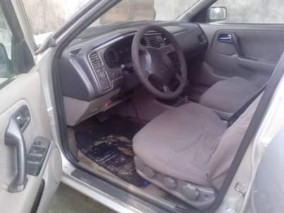 A picture of 2000 Nissan Primera Se