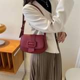 A picture of Handbags
