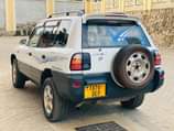 A picture of Rav4 mwanza call WhatsApp 0686108116