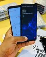 A picture of Samsung galaxy s9 450k