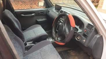 A picture of Am selling Toyota Rav4 1998 model 4s engine 2.0cc good