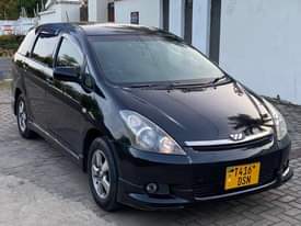 A picture of TOYOTA WISH BEI 11.9M CALL 0656989031