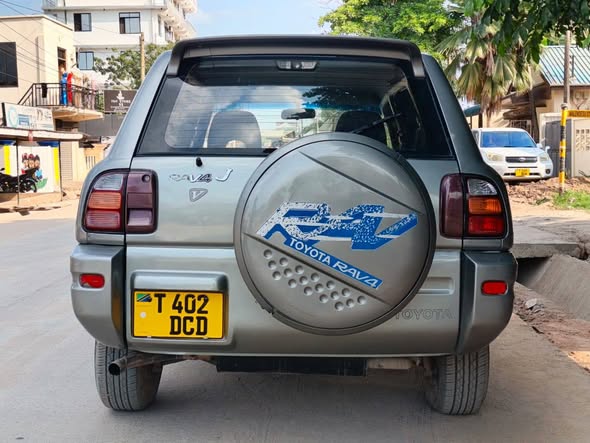 A picture of Toyota RAV4 0712188493