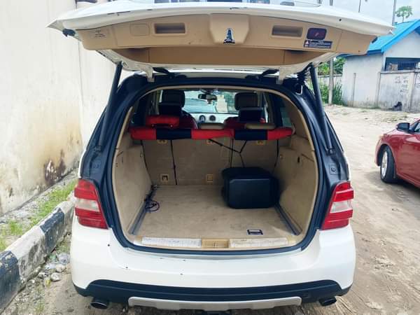 A picture of KB AUTOs Mercedes Benz ML350 No need to buy Belgium