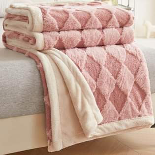 A picture of Fleece blankets