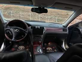 A picture of Clean used ES300 available