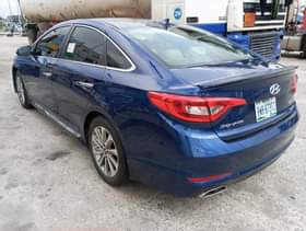 A picture of One month used purely first body 2017 model Hyundai Sonata