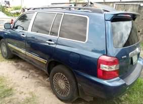 A picture of Distress Toyota Highlander 2005 model 3 seater Engine and gear