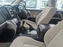 A picture of V8 V8 V8 0627544832 tsap kawaida